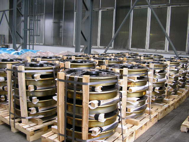 Railway wheels